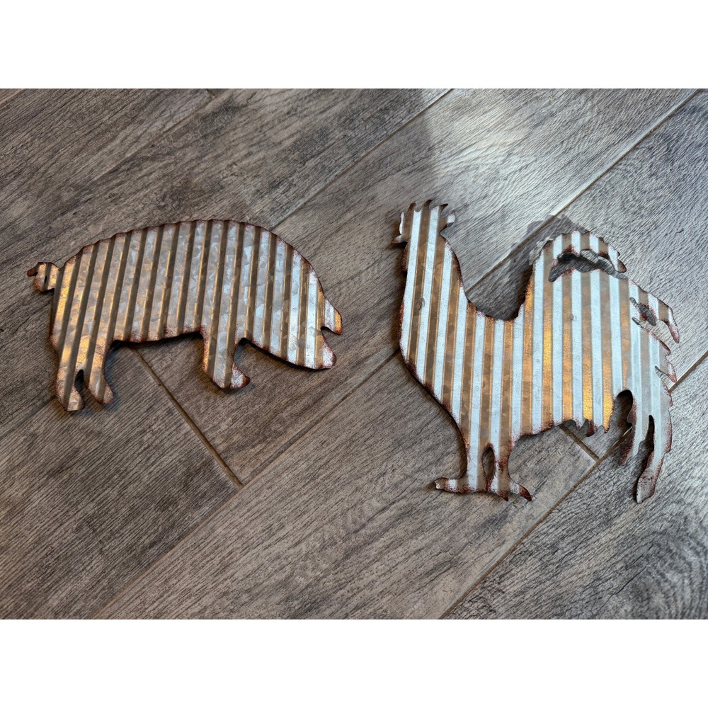 Corrugated Metal Pig Rooster Wall Signs Art Silver Rustic Farmhouse 2 pc Set